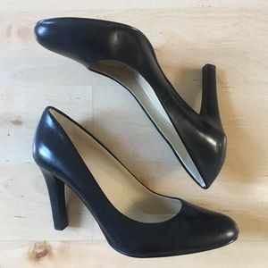 Ralph Lauren black Leather pumps